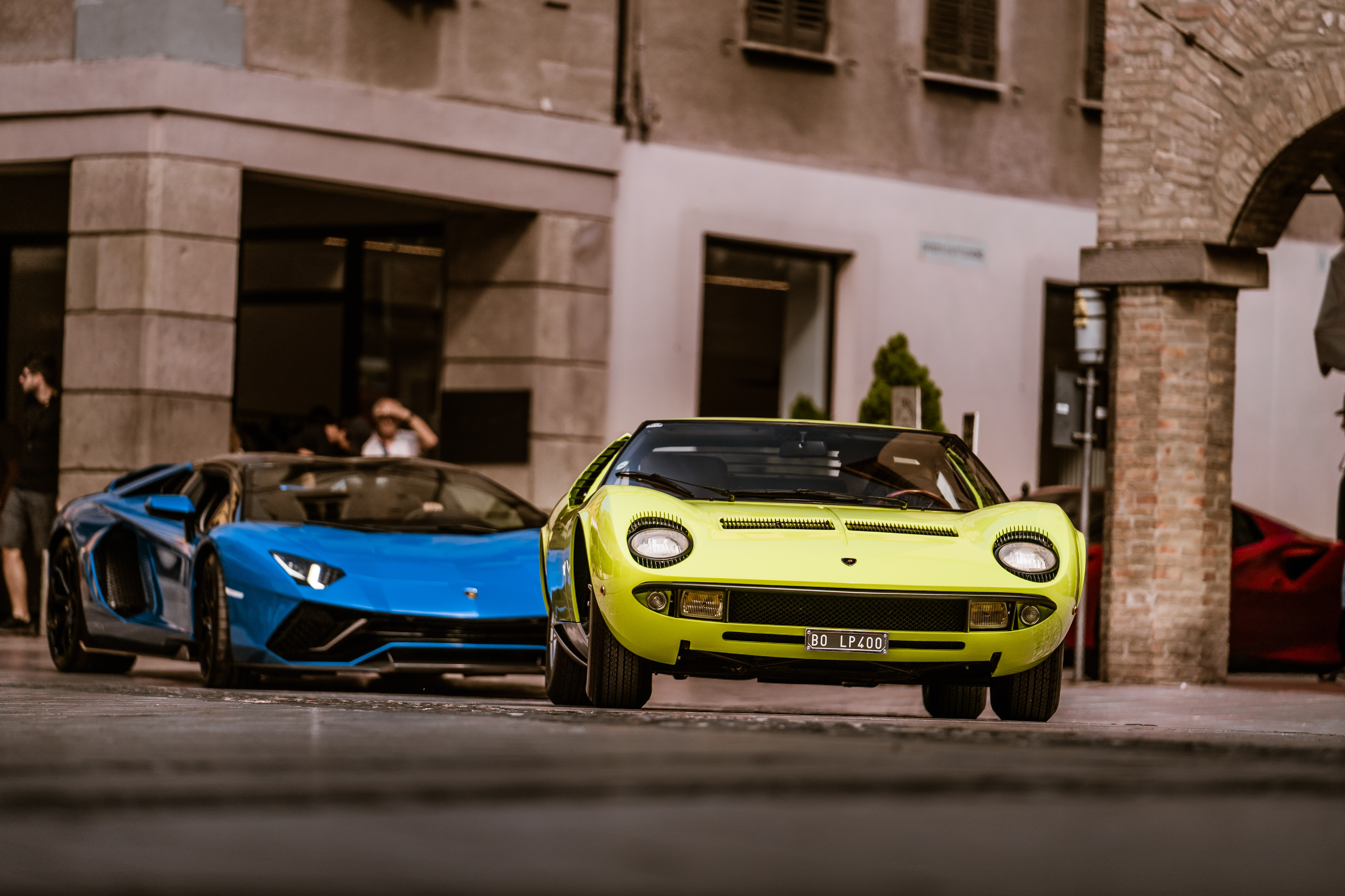  The "Miura": The car that inspired the term ''supercar''