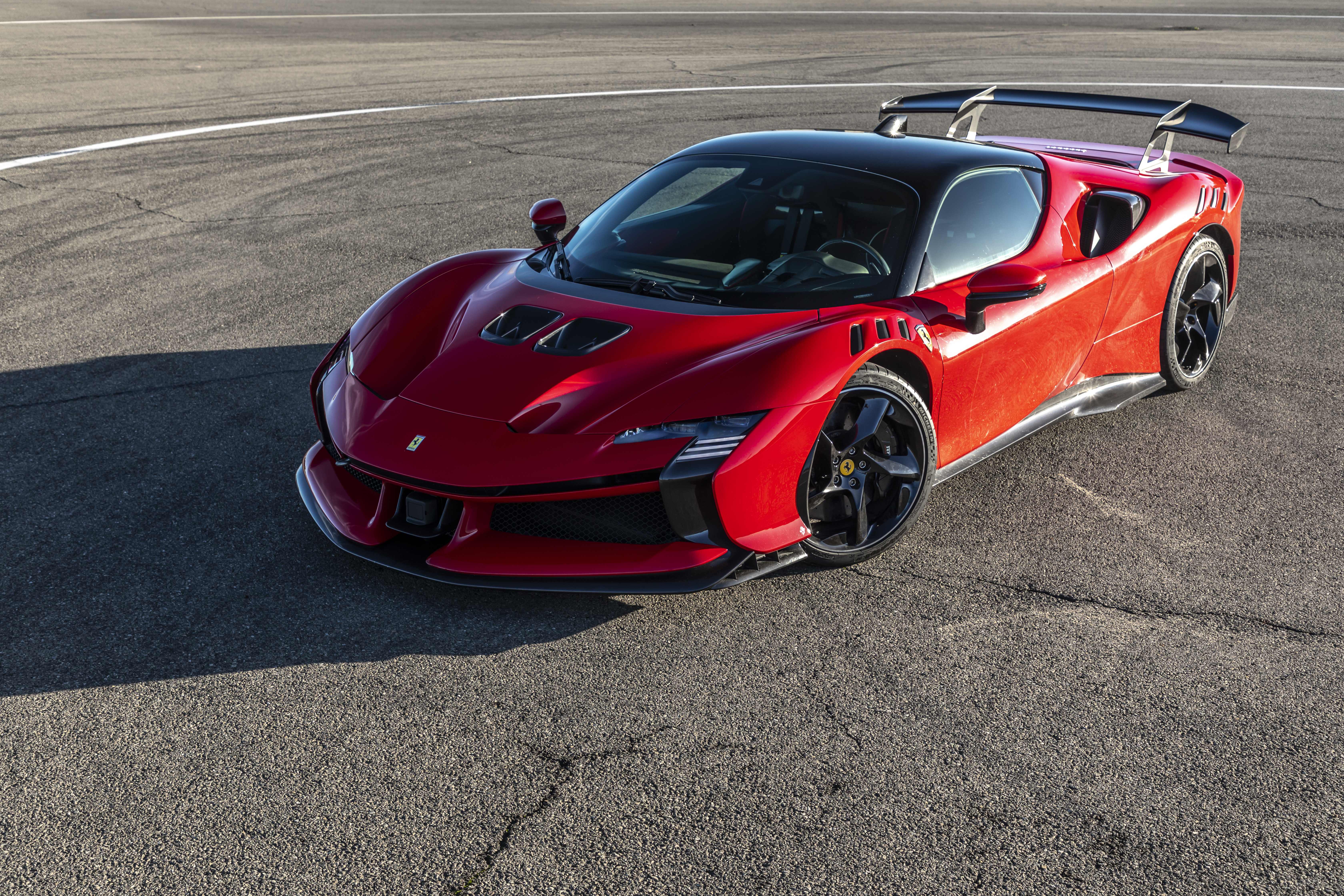 Fastest road-legal Ferrari ever to lap the circuit